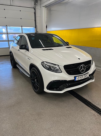 Mercedes-Benz GLE63 3 of 5