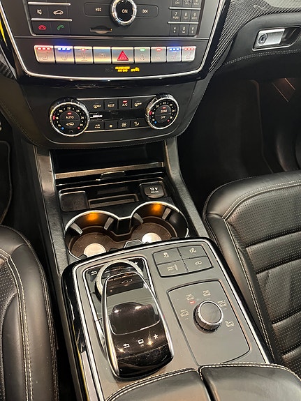 Mercedes-Benz GLE63 20 of 25