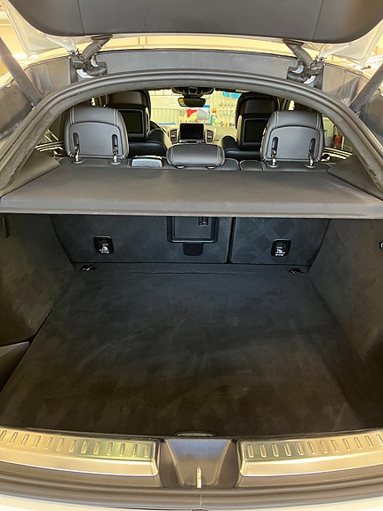 Mercedes-Benz GLE63 15 of 25