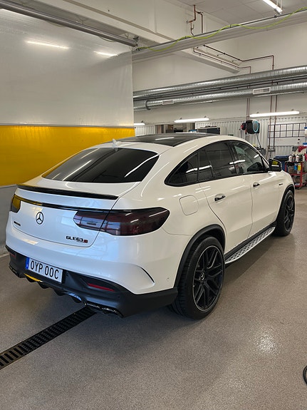 Mercedes-Benz GLE63 4 of 5
