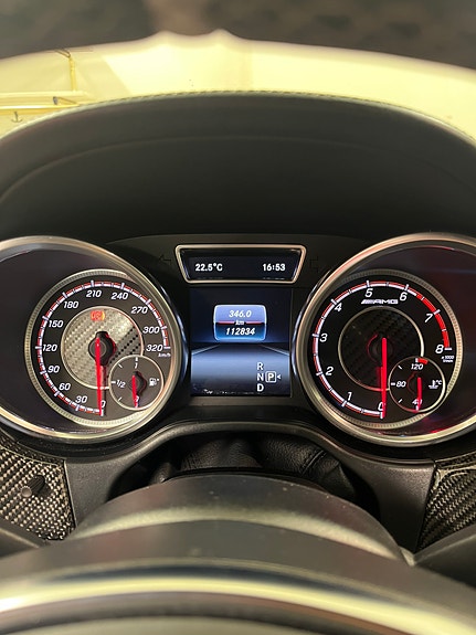 Mercedes-Benz GLE63 24 of 25