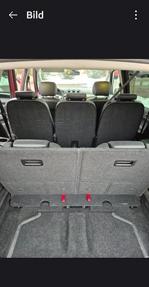 Ford S-MAX 6 of 8