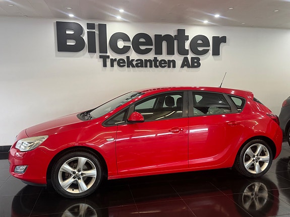Opel Astra 3 of 5