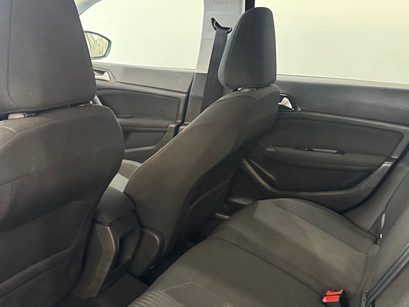 Peugeot 308 SW 6 of 11