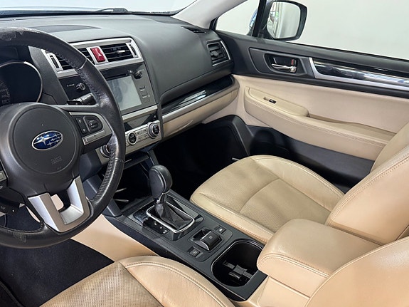 Subaru Outback 7 of 11