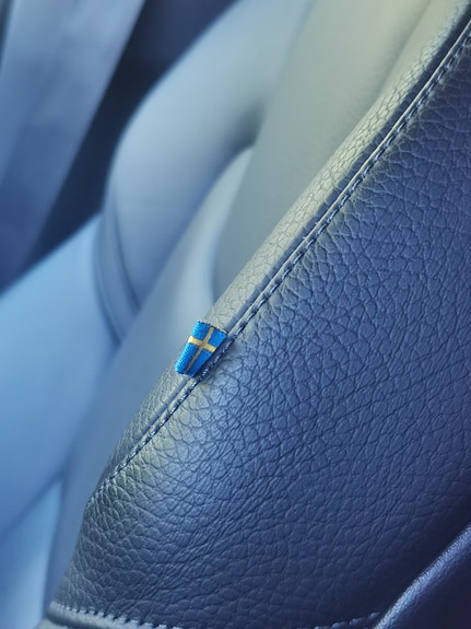 Volvo XC60 11 of 19