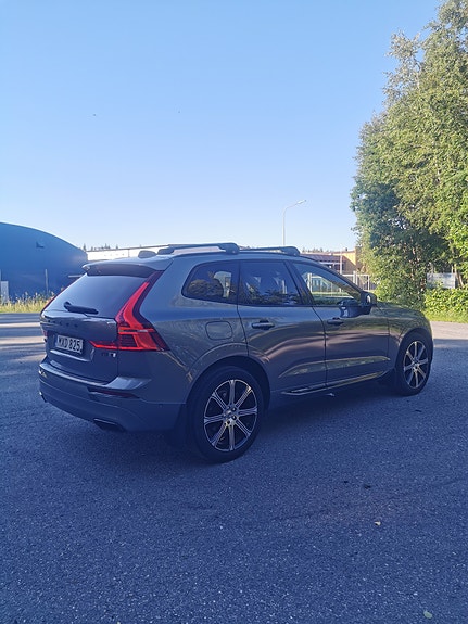 Volvo XC60 3 of 5