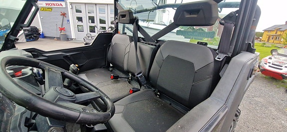 Polaris Ranger XP 1000 Delux 4 of 5