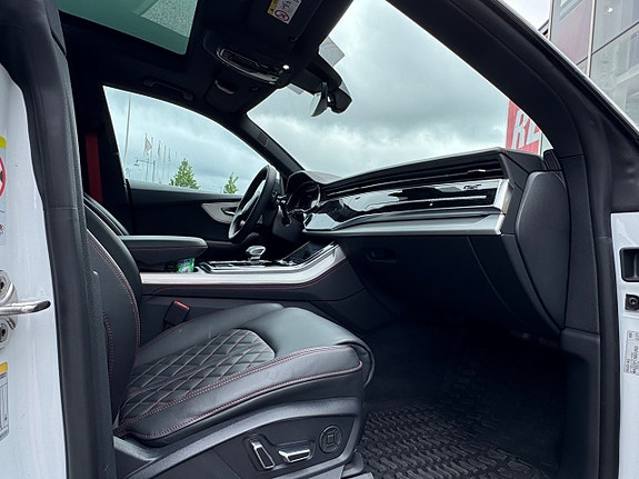 Audi Q8 15 of 22