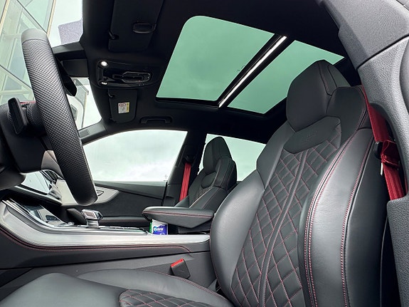 Audi Q8 5 of 22