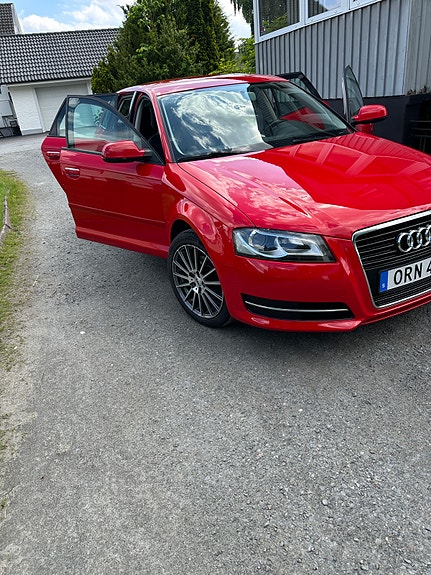 Audi A3 8 of 13