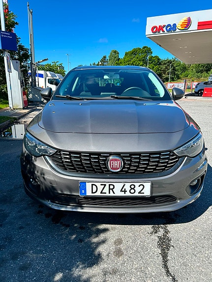 Fiat Tipo 2 of 5