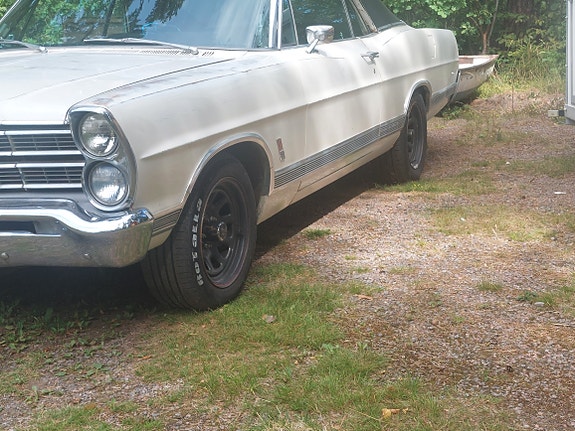 Ford LTD 5 of 5