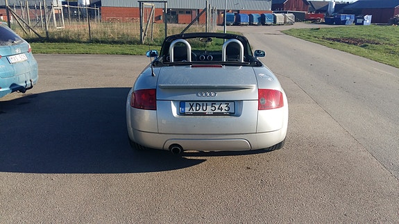 Audi TT 4 of 5