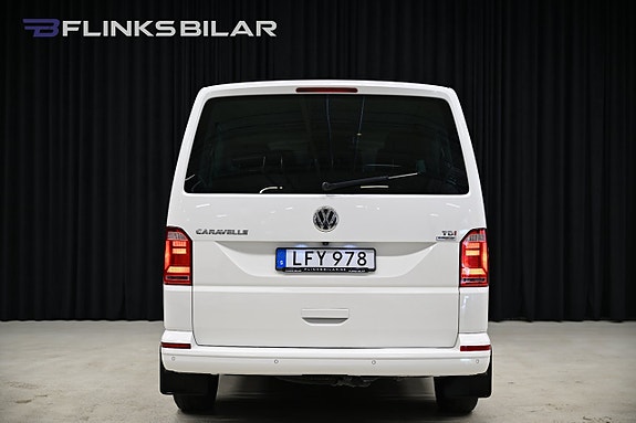 Volkswagen Caravelle 11 of 25
