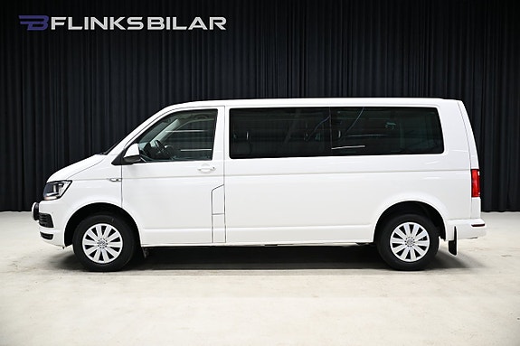 Volkswagen Caravelle 2 of 5