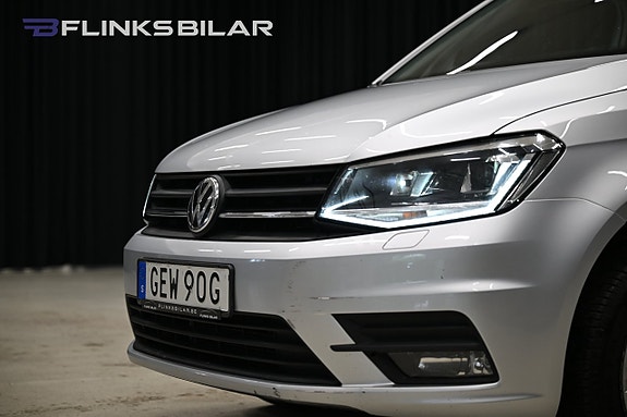 Volkswagen Caddy Maxi 17 of 30