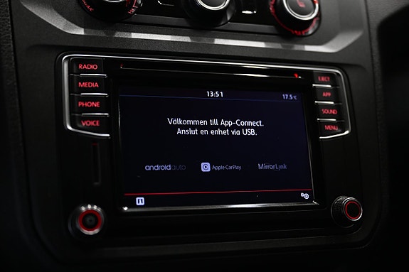 Volkswagen Caddy Maxi 22 of 30