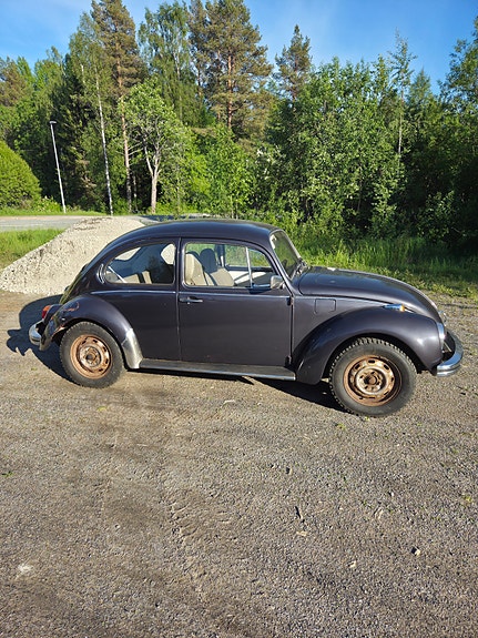 Volkswagen 1302 2 of 5