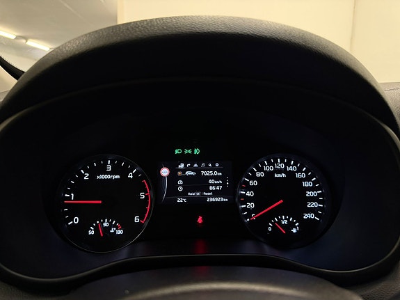 Kia Sportage 14 of 22