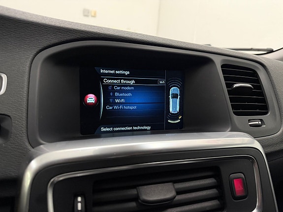 Volvo V60 12 of 25
