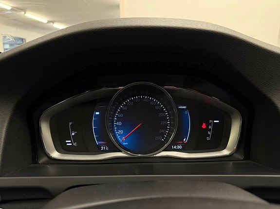 Volvo V60 10 of 25