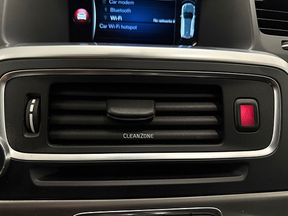 Volvo V60 19 of 25