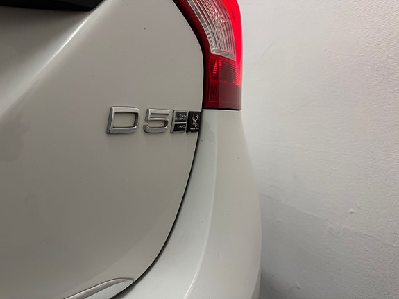 Volvo V60 4 of 25