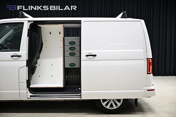 Volkswagen Transporter 4 of 5