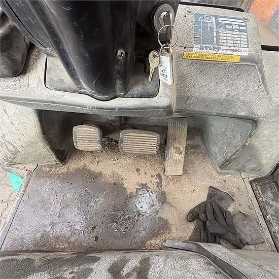 Mitsubishi FG25 K 18 of 24