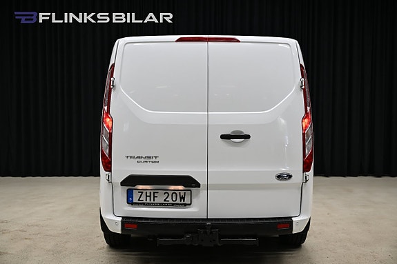 Ford Transit Custom 20 of 30