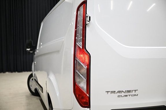Ford Transit Custom 21 of 30