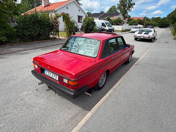 Volvo 244 10 of 30