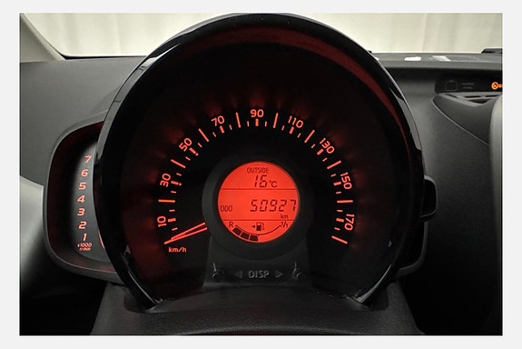 Toyota Aygo X 7 of 11