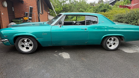 Chevrolet Caprice 3 of 4