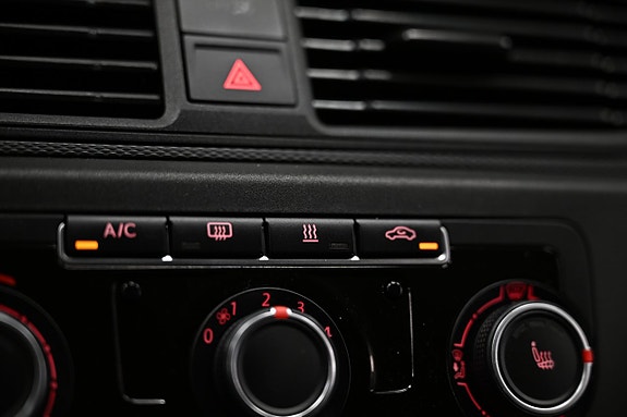 Volkswagen Caddy 27 of 30