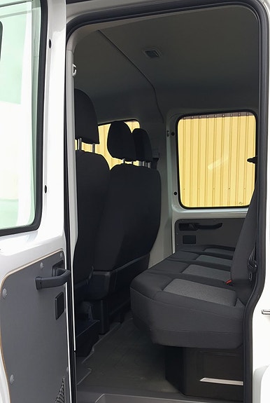 Volkswagen Crafter 10 of 24