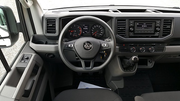 Volkswagen Crafter 5 of 5