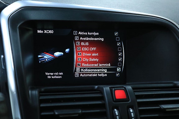 Volvo XC60 19 of 28