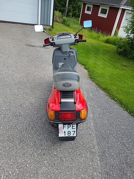 Yamaha Beluga 3 of 5