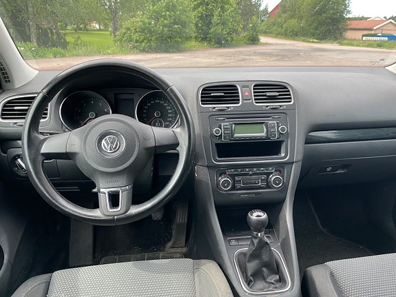 Volkswagen Golf VI 9 of 10