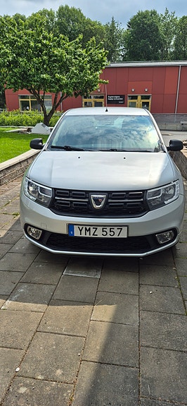 Dacia Sandero 2 of 5