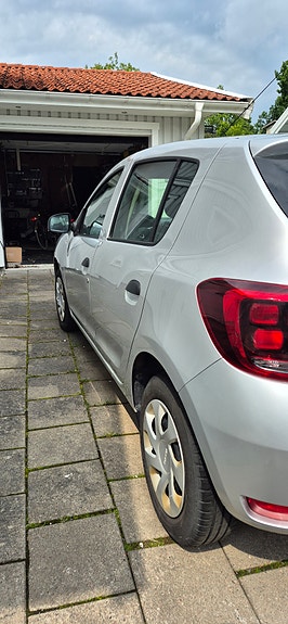 Dacia Sandero 4 of 5