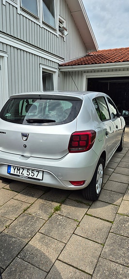 Dacia Sandero 3 of 5
