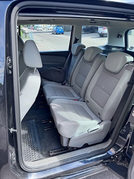 Volkswagen Sharan 8 of 9