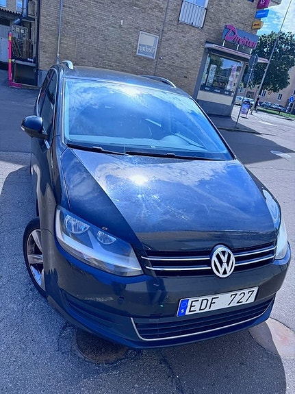 Volkswagen Sharan 2 of 5