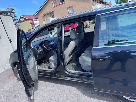 Volkswagen Sharan 9 of 9