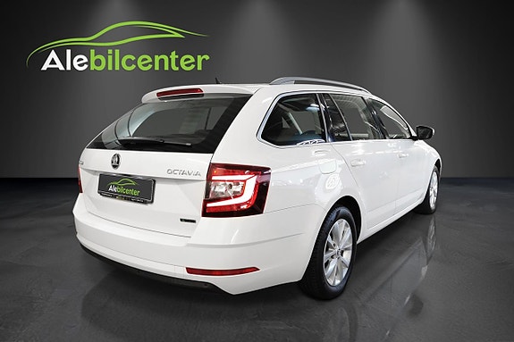 Skoda Octavia 4 of 5