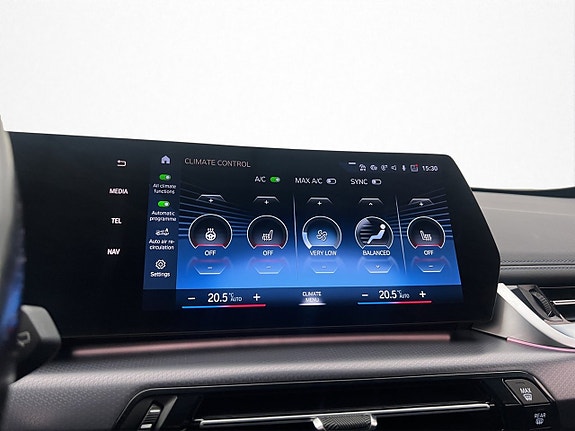 BMW iX1 26 of 30