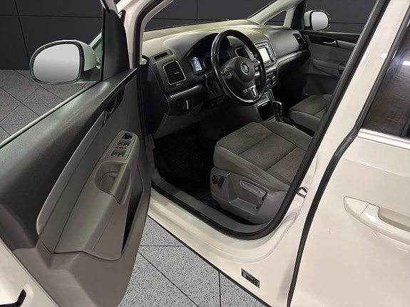 Volkswagen Sharan 18 of 30